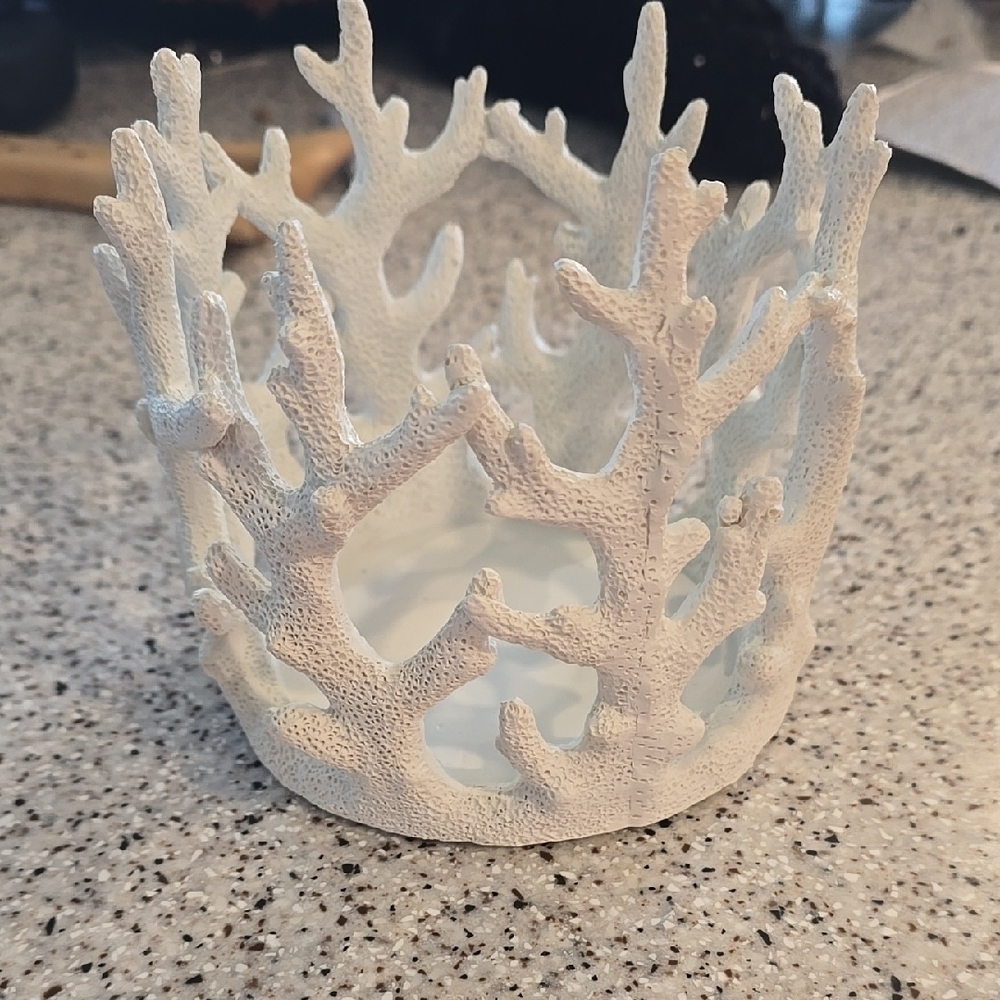 White Coral Design Candle Holder